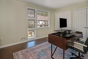 1402 Towne Square Dr, Pittsburgh, PA 15101 - Photo 21