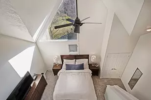 1402 Towne Square Dr, Pittsburgh, PA 15101 - Photo 15