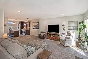 1402 Towne Square Dr, Pittsburgh, PA 15101 - Photo 9