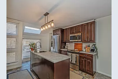 1402 Towne Square Dr, Pittsburgh, PA 15101 - Photo 3