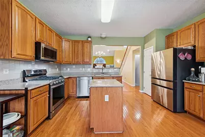 504 Azalea Ln., Bridgeville, PA 15017 - Photo 9