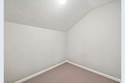 504 Azalea Ln., Bridgeville, PA 15017 - Photo 25