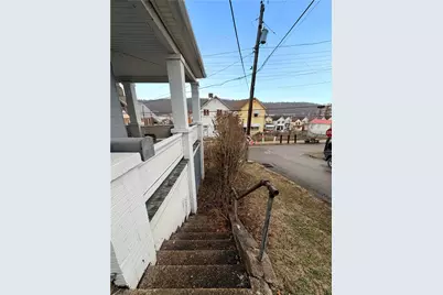 1001 Lincoln Ave, Charleroi Boro, PA 15022 - Photo 3
