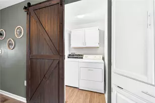 202 Mountain Dr, Carnegie, PA 15106 - Photo 33