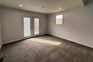 361 Highland Ave, Pittsburgh, PA 15229 - Photo 11