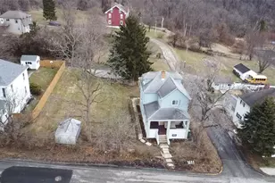 230 Maple St, Everson, PA 15631 - Photo 11