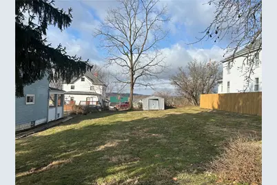 230 Maple St, Everson, PA 15631 - Photo 5