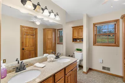 130 Crestwood, Evans City, PA 16033 - Photo 27