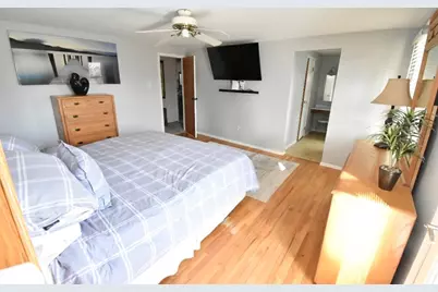 5715 Glen Hill Dr, Bethel Park, PA 15102 - Photo 13