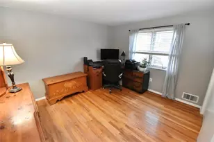 5715 Glen Hill Dr, Bethel Park, PA 15102 - Photo 17