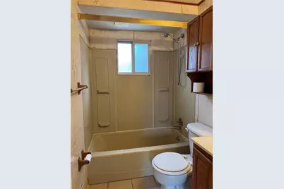 6412 Helen St, South Park, PA 15129 - Photo 11