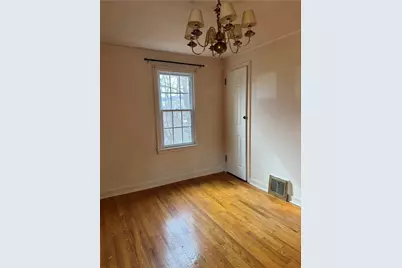 6412 Helen St, South Park, PA 15129 - Photo 13