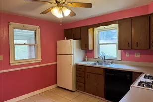 6412 Helen St, South Park, PA 15129 - Photo 35