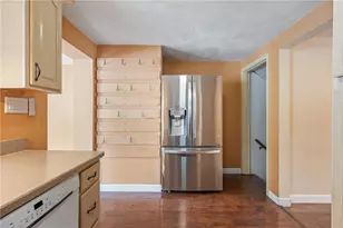 4706 E Willock Rd, Pittsburgh, PA 15227 - Photo 9