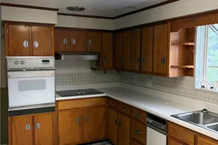 700 Filmore Rd, Pittsburgh, PA 15221 - Photo 7