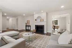 954 Lakemont Dr, Pittsburgh, PA 15243 - Photo 11