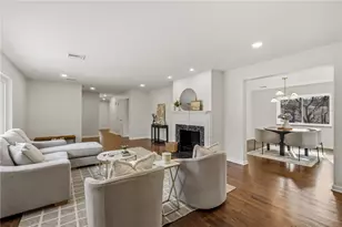 954 Lakemont Dr, Pittsburgh, PA 15243 - Photo 15