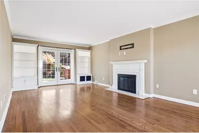 1393 Washington Rd, Pittsburgh, PA 15228 - Photo 5