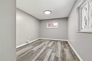 327 E Bruceton Rd, Pittsburgh, PA 15236 - Photo 19