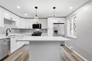 327 E Bruceton Rd, Pittsburgh, PA 15236 - Photo 9