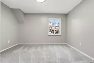 327 E Bruceton Rd, Pittsburgh, PA 15236 - Photo 25