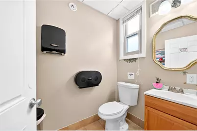 139 N Fremont Ave, Pittsburgh, PA 15202 - Photo 29