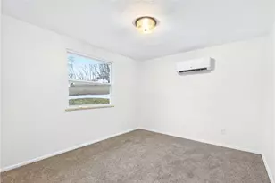 1923 Ivanhoe Dr, Irwin, PA 15642 - Photo 15