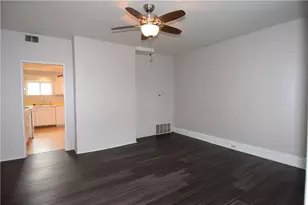 69 Orchard St, McKees Rocks, PA 15136 - Photo 5