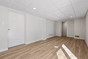 244 Oak Entrance Dr, Clairton, PA 15025 - Photo 37