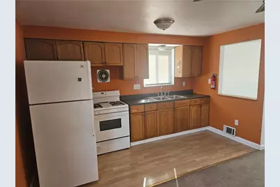 812 Westbury Rd #B, North Versailles, PA 15137 - Photo 9