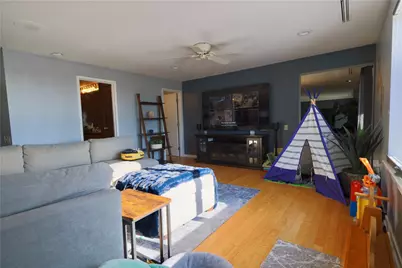 2525 Greensburg Pike #305, Pittsburgh, PA 15221 - Photo 11