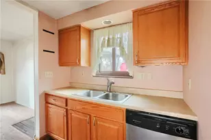 1275 Balmoral Dr, Pittsburgh, PA 15237 - Photo 33