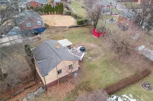 1275 Balmoral Dr, Pittsburgh, PA 15237 - Photo 3