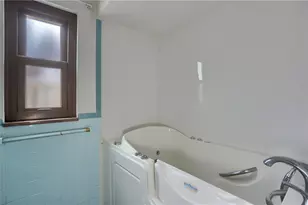 1275 Balmoral Dr, Pittsburgh, PA 15237 - Photo 19