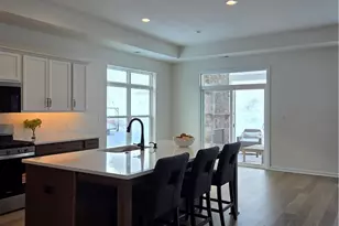 4277 Hawthorn Dr, South Park, PA 15129 - Photo 7