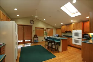 538 Brushglen Ln, Pittsburgh, PA 15236 - Photo 5