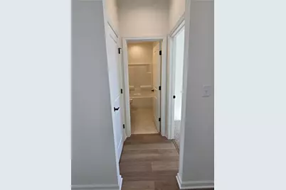 4296 Hawthorn Drive, South Park, PA 15129 - Photo 3