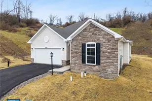 4296 Hawthorn Dr, South Park, PA 15129 - Photo 3