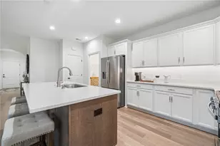 4296 Hawthorn Dr, South Park, PA 15129 - Photo 21