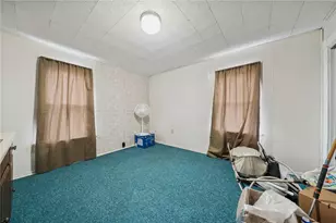 709 Helman St, Youngwood, PA 15697 - Photo 11