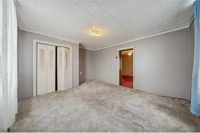 709 Helman St, Youngwood, PA 15697 - Photo 9