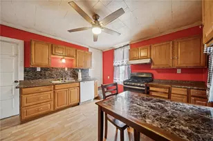 709 Helman St, Youngwood, PA 15697 - Photo 7