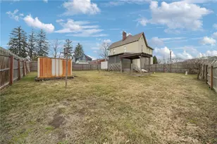 709 Helman St, Youngwood, PA 15697 - Photo 17