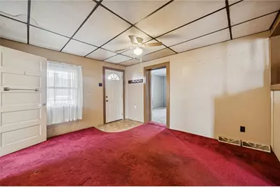 709 Helman St, Youngwood, PA 15697 - Photo 3