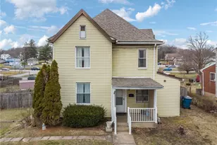 709 Helman St, Youngwood, PA 15697 - Photo 1