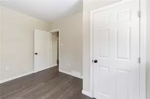 2421 Graceland Rd, New Castle, PA 16105 - Photo 23