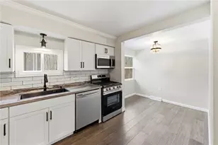 2421 Graceland Rd, New Castle, PA 16105 - Photo 9