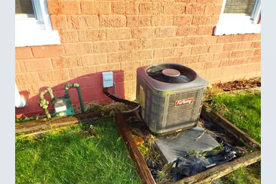 18 Penn Ave, Claysville, PA 15322 - Photo 7