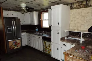 18 Penn Ave, Claysville, PA 15322 - Photo 25