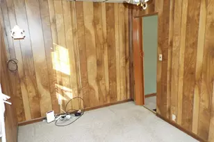 18 Penn Ave, Claysville, PA 15322 - Photo 17